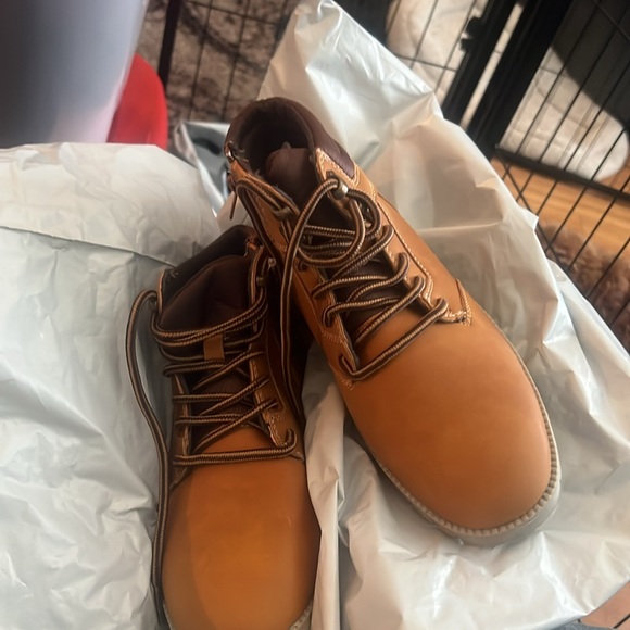 Boys Deer Stags Archer Jr dress boots in 3M, only tried on. - Picture 2 of 8